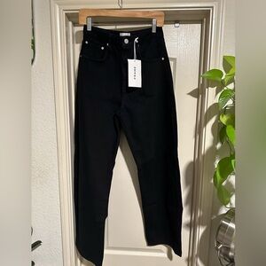 Frame “Long Barrel” Jeans